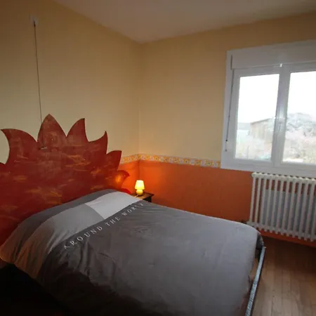Location Paisible: Familial Avec Balneo, Cuisine Equipee Et Departs Vtt, A Proximite De Gerardmer - Fr-1-589-331 Holiday home Fremifontaine