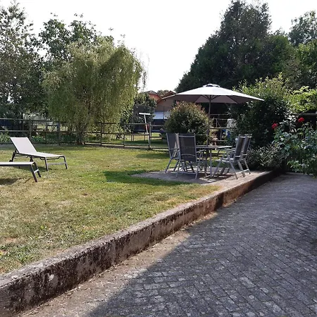 Location Paisible: Familial Avec Balnéo, Cuisine équipée Et Départs Vtt, à Proximité De Gérardmer - Fr-1-589-331